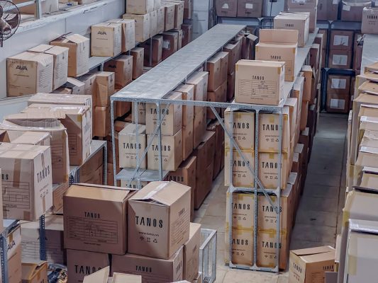 tanos gioi thieu