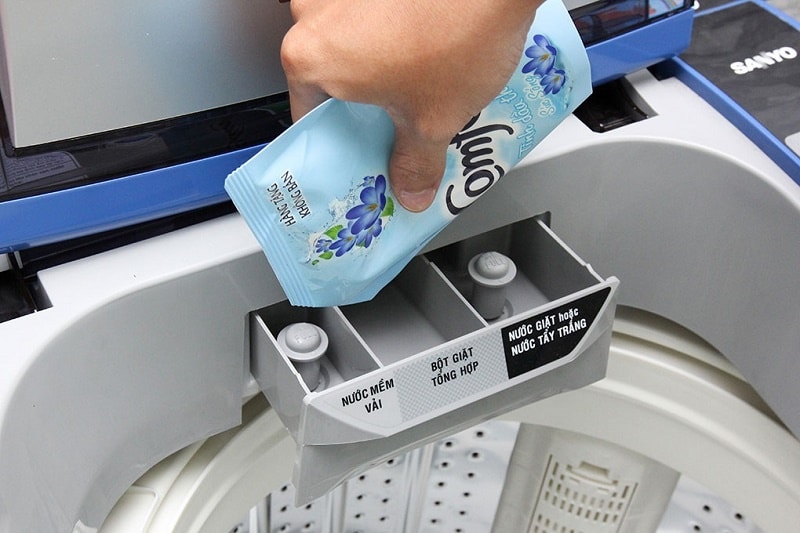Sử dụng nước xả vải