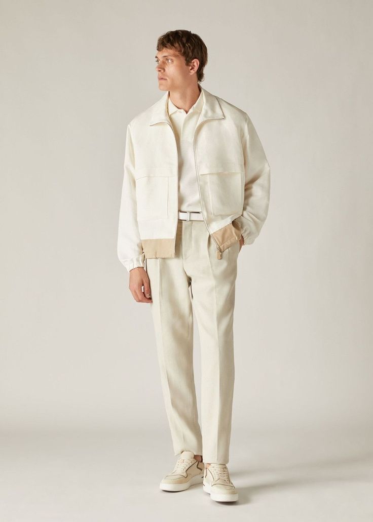 polo phối với áo khoác bomber